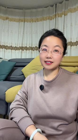 人最好不要做损人不利己的事,不仅诋毁了别人,还损害了自己的名声#正能量 #人生感悟 #抖加小助手