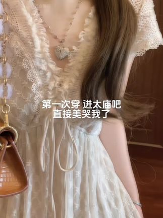 法式温柔重工手作蕾丝V领气质连衣裙收腰显瘦度假风仙女长裙9581#法式穿搭 #收腰连衣裙 #显瘦连衣裙 #温柔风穿搭 #度假风穿搭