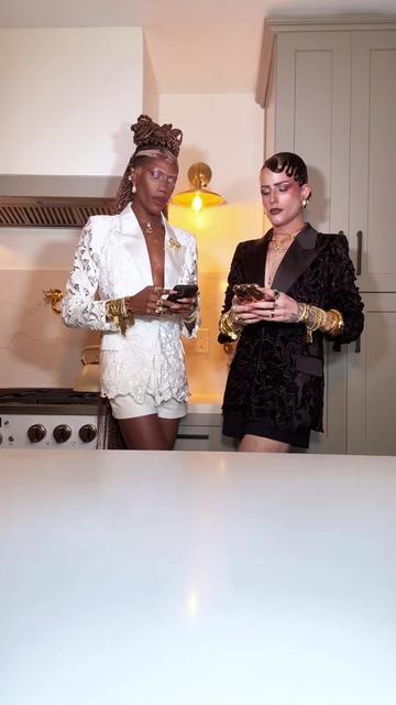 闺蜜们🎀 冰镇薄荷热巧克力摩卡达格纳咖啡☕️🍫 把你的热巧克力变成美味的甜品吧✨✨✨#强烈推荐 #美食教程 #美食分享 #每日分享 #thegoddessboys