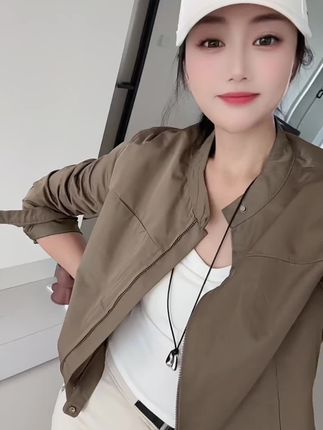 40岁以后,我学会了一件事 不要等世界说“你很棒” 要对自己说“谢谢啊,这人间烟火里,你做的很好”