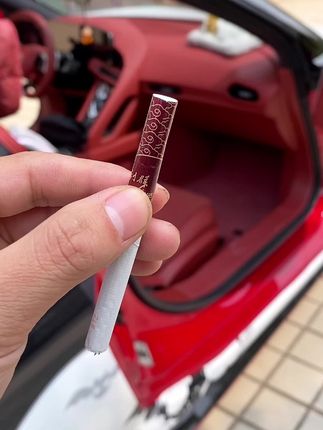 前女友送的,虽然分开了,但是一直带在身上