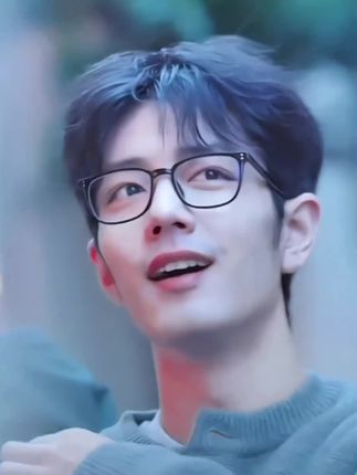 #红绳手链 #纯手工编绳 #红绳编手链 #马年红绳