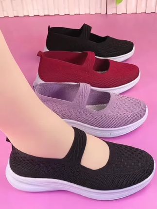 #上热门 #好鞋推荐 #软底软面穿上超舒服 #好穿不累脚 #透气舒适不臭脚 连接就在下方橱窗小黄车里