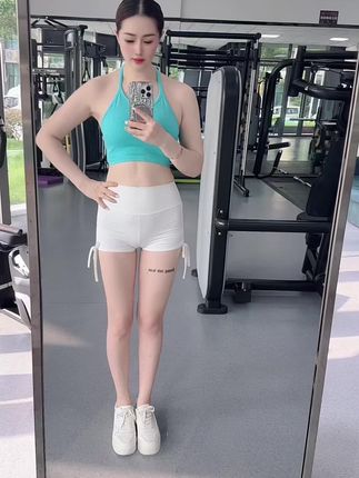 #自律#好身材就要不断的雕刻#健身多巴胺运动日常