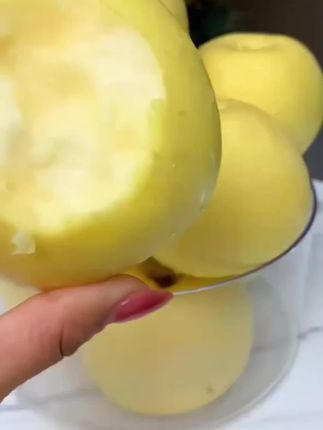 #自制蛋糕 颠覆你对苹果的认知🍏 奶油富士|甜脆飚汁💦 90%都是可食果肉#奶油富士苹果#苹果甜脆多汁 #脆甜多汁#皮薄肉厚果肉饱满新鲜应季水果 抖音推荐