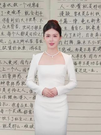 怎样才算活得明白?活明白的人,更喜欢做一个观察者,而不是表演者,人到了一定境界。就会打开上帝视角。