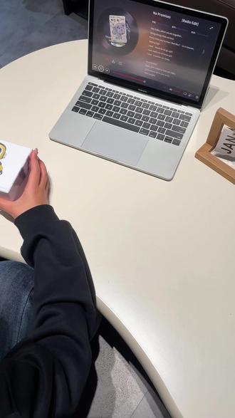 谁家小孩不想要这么个豆包机器人呀!!!#豆包 #AI #儿童益智 #蓝头船玩具