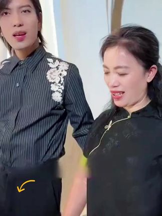 梅姐推荐一款真爱香水沐浴露,留香润肤,既好用又实惠!#一枝梅#一枝梅爱唱歌#沐浴露推荐#沐浴露代替香水#一枝梅街头创业起家