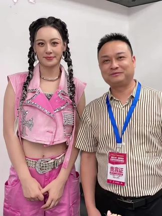 唐艺的前夫做梦都没想到?#唐艺大舞台 #生活碎片 #演唱会现场live #演唱会 #演唱会现场