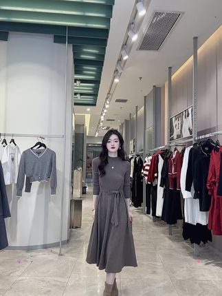 #优雅永不过时 #优雅气质 #VLook #琥珀流光