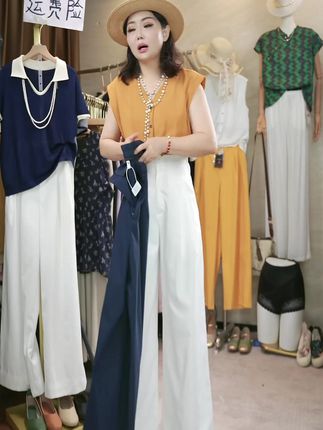 炎炎夏日必备!这款韩版阔腿休闲裤薄款,高腰设计显腿长,宽松百搭显瘦,垂感十足,轻松驾驭各种场合。现货速发,运费险保障,快来抢购吧!#夏季穿搭 #时尚潮流 #显瘦神器