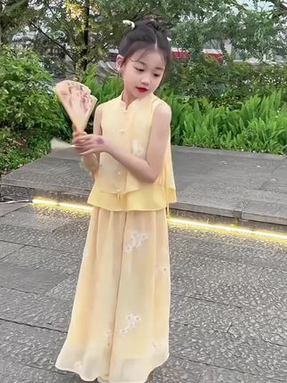 新中式女童套装夏装儿童古风绣花中袖 #女童汉服套装 #汉服套装 #女童汉服 @DOU+小助手