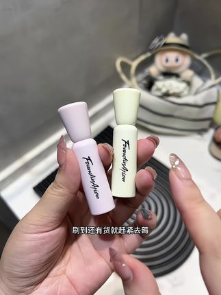 我的妈呀!这染眉膏也太好用了吧!野生眉的自然感轻松get!还防水不掉色,持妆在线巨省心!#染眉膏 #上引 #画眉毛 #美妆好物