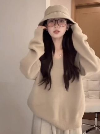 #上衣 孔雀蓝v领针织衫女秋冬慵懒纯色毛衣2025新款打底衫宽松长袖上衣 #显瘦上衣 #百搭上衣 #时尚上衣 #慵懒风穿搭