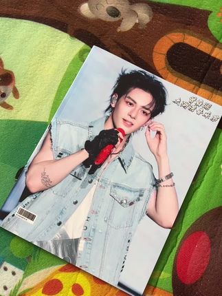 啊啊啊 简直帅到人心巴上,唱的也太好听了😍#明星周边 #曾舜晞 #曾舜晞太湖湾音乐节 #追星日常@抖音小助手 @DOU+小助手