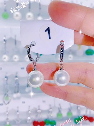 精致女人必备~ #时尚饰品 #今日分享 #时尚搭配 #女神必备 #耳饰