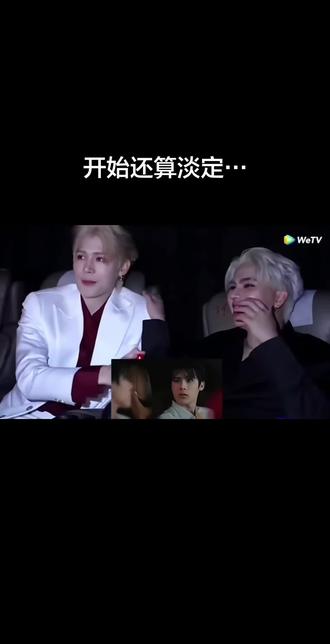 不愧是nc届最严厉的父亲,能看完第一集re还端坐在椅子上😂!换成我家产已经可能已经遁地了😅
#红色法拉利 #福桃 #福桃三搭 #昨天