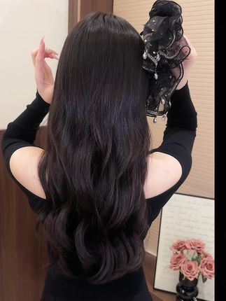 秋季的氛围感轻松拿捏呀~真的太美了#网红发饰 #盘发发饰#头饰搭配 #美出高级感 #后脑勺发夹抓夹推荐