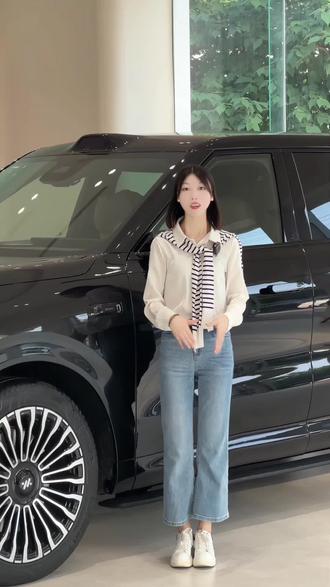 今天教你如何使用方向盘按键唤醒360全景影像功能👀
#智己汽车 #智己新能源 #智己LS8 #用车小知识 #咸阳智己