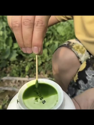 乌斯玛草棒旅行必备,轻便易携, 随时随地美丽!乌斯曼草棒,眉毛睫毛自然养护好帮手,妥妥被种草了#乌斯曼 #拯救发际线 #人人都可以是睫毛精 #乌斯曼草棒