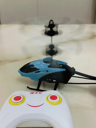 遥控飞机感应悬浮式遥控飞机耐摔耐玩带灯光可充电飞行自动室内#儿童玩具#让孩子远离手机#亲子互动 #感应飞机 #遥控飞机,