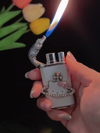 K门永存!!#hellokitty #打火机 #阔爱炸了 #少女心好物 #仙女必备