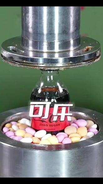 可乐竟然能洗马桶,还能去锈,这么猛的东西竟然还能喝?#美食#科普#可乐