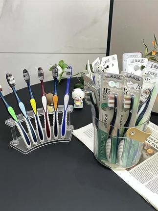 如果你总感觉牙齿刷不干净的,就试试这款#中硬毛牙刷 #独立包装 #口腔健康 #保护牙齿 #超便宜超划算