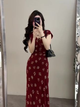 【大婷婷】轻熟风碎花长裙法式夏季连衣裙红色休闲高智淡人风DT1325#洋气减龄 #百搭#时尚穿搭 #夏季穿搭 #新款分享