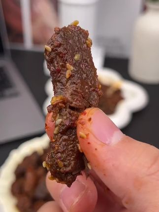 新疆特产#香巴拉  牛肉干,紧实油润,一点都不干巴,贼好吃!#香巴拉牛肉干#新疆牛肉干#妈呀太香了#牛肉干