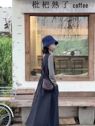 法式气质时尚套装裙女2025春秋长袖针织T恤上衣休闲背心裙两件套#穿搭穿搭 #出游穿搭 #复古穿搭 #文艺穿搭 #裙子搭配