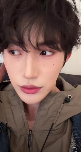 @张翅 #张翅的圈子 你不用道歉 不用自责 不要哭😭翅煲会一直在你身后@鹅娘 @张翅-翅煲事务所 #小卷毛返场 #张翅郑州线下 #小卷毛返场