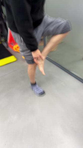 高足弓人群的足部放松 温和的足部放松手法,帮助改善足弓弹性和关节灵活 #脚踝 #足弓 #关节活动 #放松 #运动康复