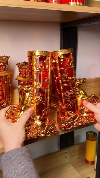 马到成功,马不停蹄,龙马精神,香车宝马,还有什么关于马年的祝福词呢?