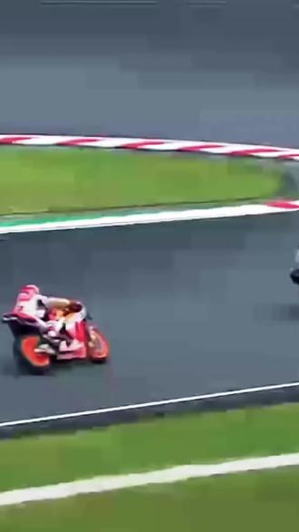 辅助练习,让自己更专业,新手小白做起来 #自由搏击 #基础搏击教学 #教学视频 #小白必看