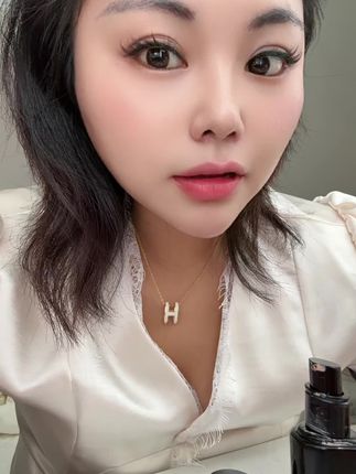 来来来,没有拍我家粉底的赶紧拍#真实的样子 #生活是一种态度 #内容太过真实