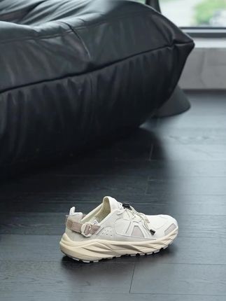 这双迪克西的夏季休闲鞋,本以为捡漏的人会很多,没想到现在还有码数齐全的现货。#休闲鞋 #百搭时尚 #好物推荐 #好物分享 #好物种草