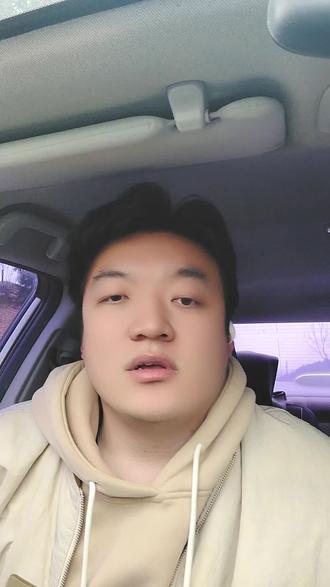 吃了吗睡了吗在干嘛?我tm和豆包聊都比你有趣,tmd回豆包消息都不回你消息!#恋爱 #恋爱日常 #恋爱技巧 #催婚 #婚姻