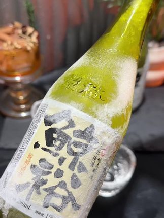 喜欢微醺又不想喝懵的,可以试试这款由纯粮食酿造的15度微醺的鲸裕清酒,真的好喝到离谱,关键这价格就到手2瓶,平时朋友聚会聚餐可以喝点它,真心不要错过!#微醺时刻 #鲸裕清酒 #好喝不贵 #性价比超高 #清酒