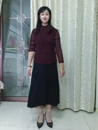 @姐妹们《橱窗里有搭配衣服》小长假又结束了,姐妹们又开始自由😀