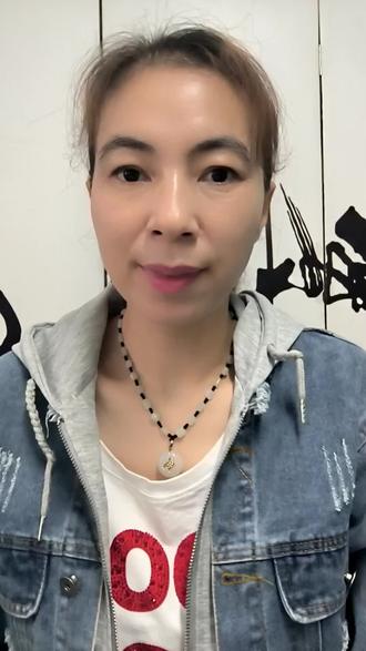 #上热门话题 在时间表达法中,你知道to和past如何使用吗?#每天学习一点点 #每天跟我涨知识 #零基础学英语 @抖音小助手 @抖音来客官方助推官