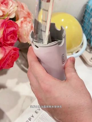 旅行必备!四合一分装瓶,便携收纳洗护化妆品! #旅行必备神器 #洗漱收纳瓶 #收纳洗漱好物 #收纳分装瓶 #四合一洗护瓶