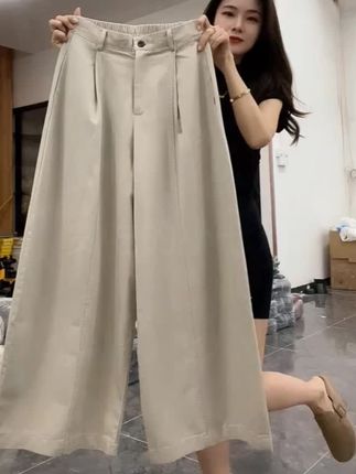 #女装穿搭 #气质女神#谁穿谁好看#好穿又好搭#遮肉显瘦@DOU+小助手