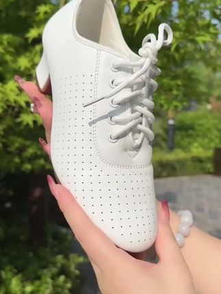 特丝丽她真皮春夏新款拉丁舞鞋女成人广场舞跳舞鞋中跟透气妈妈鞋