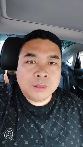 应聘特斯拉试驾测试员,被拒了,原因不过有二,年龄大,外语水平不好#奋斗的男人在路上