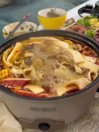 3.6L加蒸笼大容量早餐锅多功能家 加蒸笼,多功能料理锅 用不沾内胆电火锅上蒸下煮电煮锅