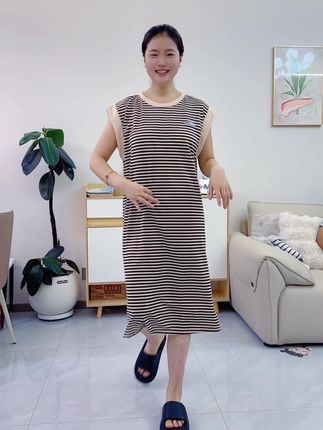 可以外穿的睡裙,舒服的同时好看又方便!长款的设计,空调房里穿也刚刚好!#睡裙 #带胸垫睡裙女 #睡裙推荐 #睡裙家居服