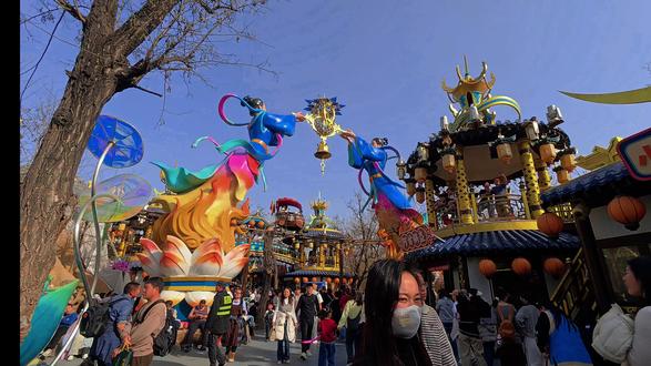 万岁山居然偶遇到了高迪 来万岁山赴一场江湖之约!