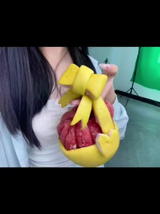 公主们秋天的第一个爱柚包包~#福建平和琯溪蜜柚 #红心蜜柚 #柚子 #秋天的第一个柚子