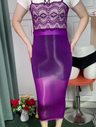 高品质5d油亮性感蕾丝吊带抹胸长裙,手感细腻丝滑弹力大,既可以当睡裙也可当睡袋去穿哦!多色可选 #谁穿谁好看 #贴身衣物不要将就 #穿出高级感 #尝试不同的风格